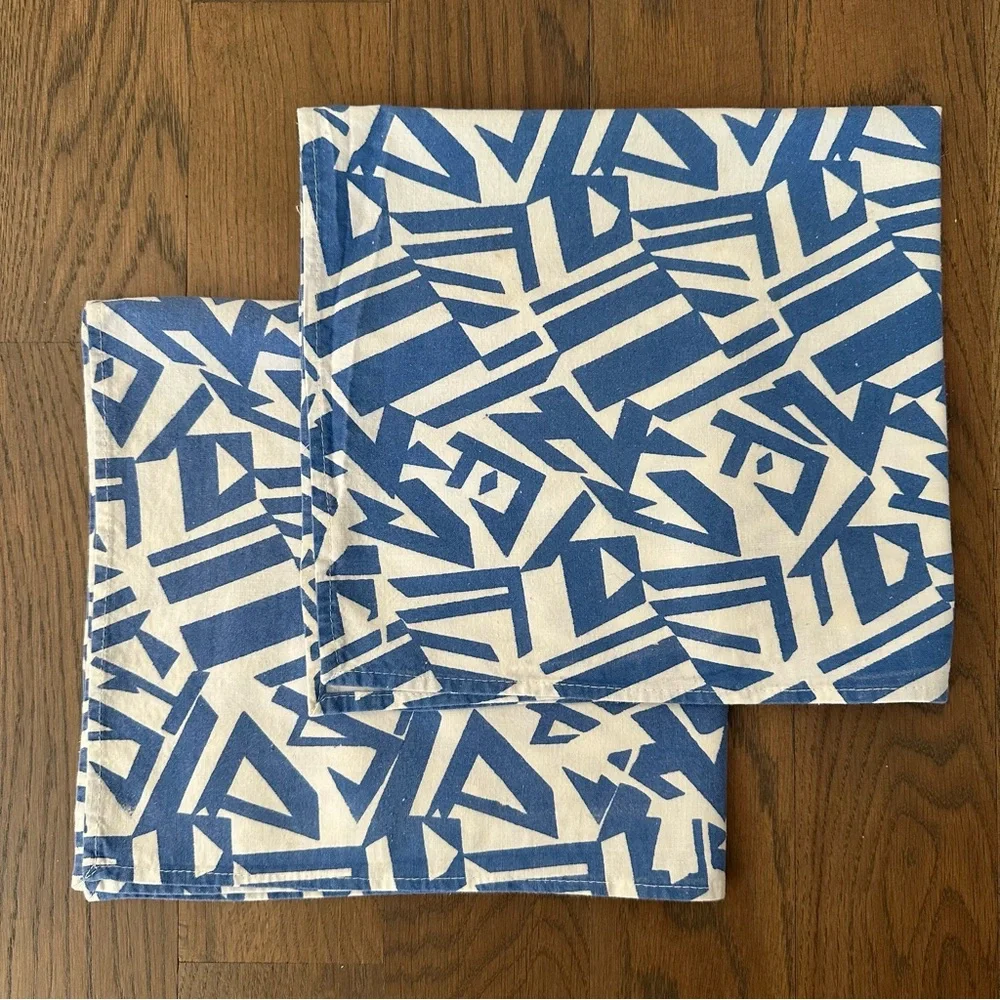 Set of Two Anthropologie Abstract Printed Cotton Napkins Blue, White 20.25